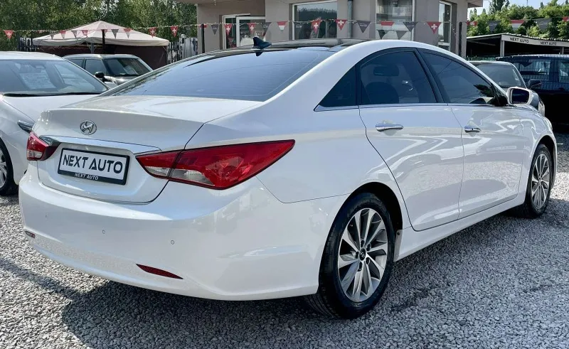 Hyundai Sonata 2.0LPI 156HP Image 5