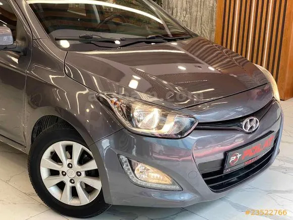 Hyundai i20 1.4 CRDi Sense Image 5